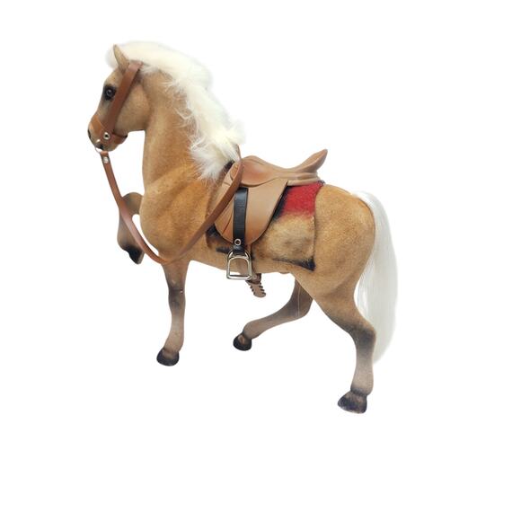 Vintage Flocked  Model Horse W/Rooted Mane & Tail ~Bridle & Saddle - Picture 2 of 13